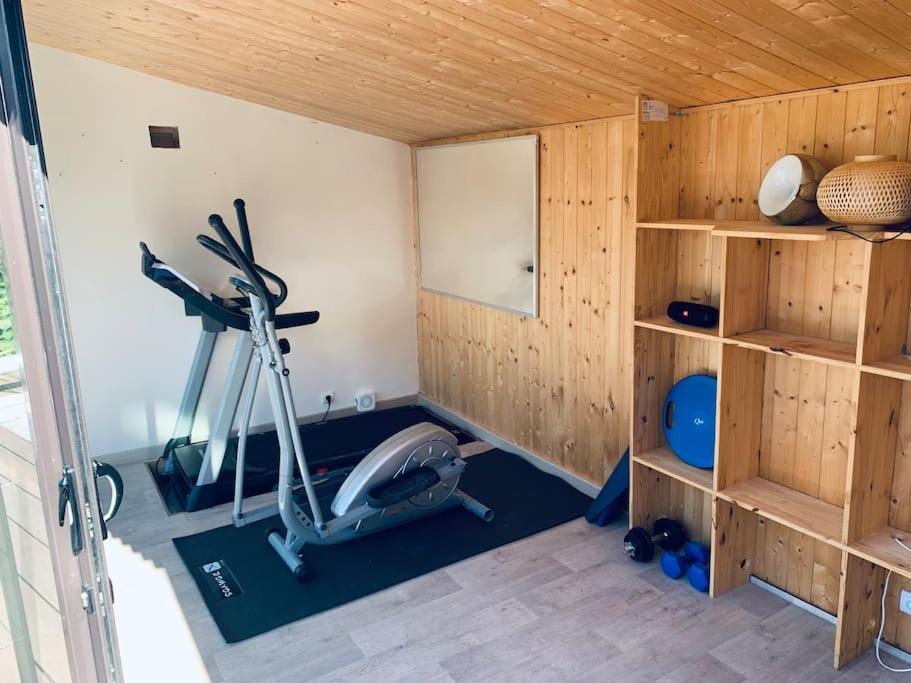 Appartement Proche Asterix, Stade De France, Chantilly, Roissy, Piscine Saisonniere 拉沙佩勒 外观 照片